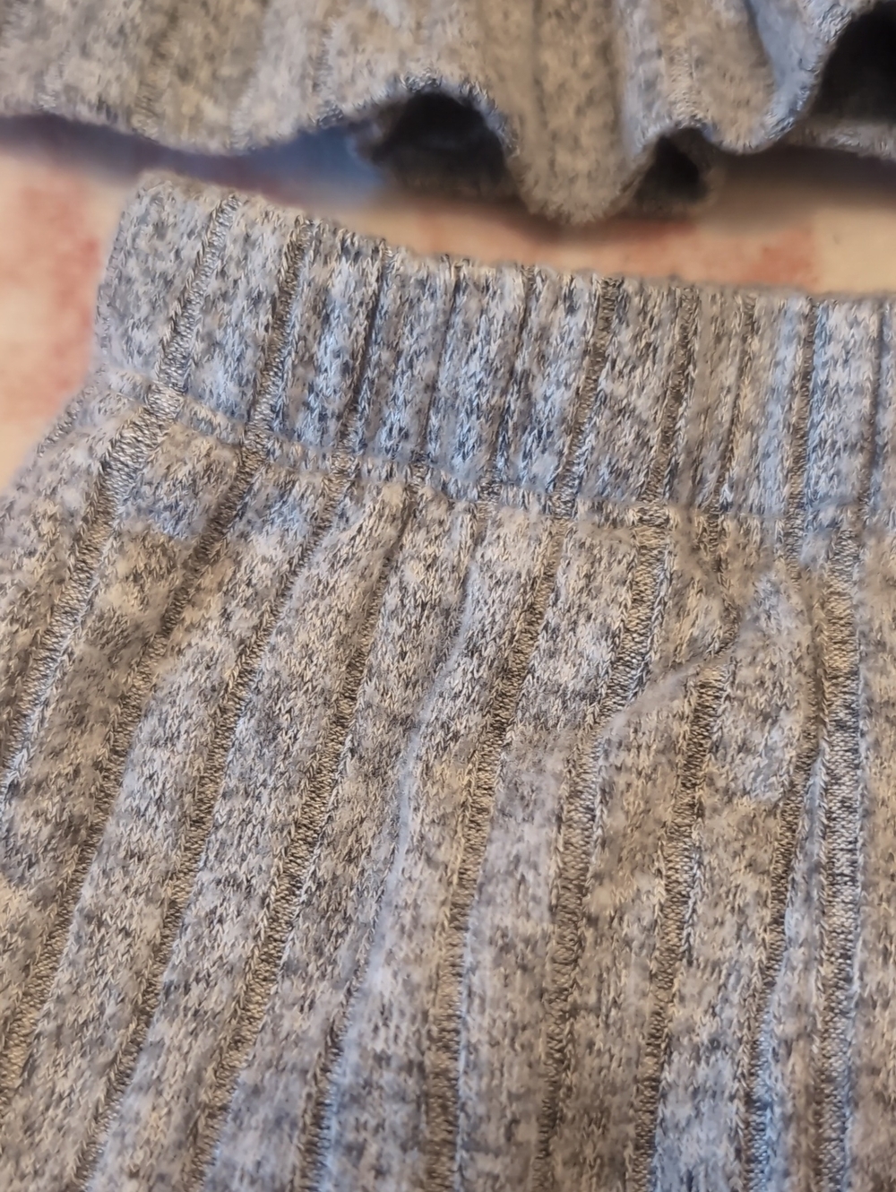 Baby Gap Light Gray Ribbed Ruffle Set - Picture 2 of 5